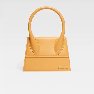 Jacquemus Le Grand Chiquito